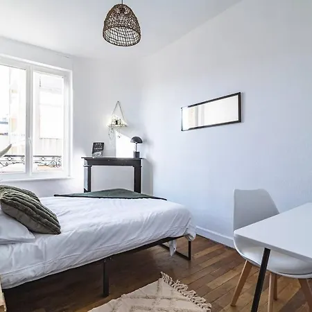 Le Cosy - 2 Chambres - Hyper Centre Reims